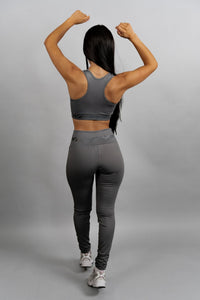 Women's gym clothes and workout outfits